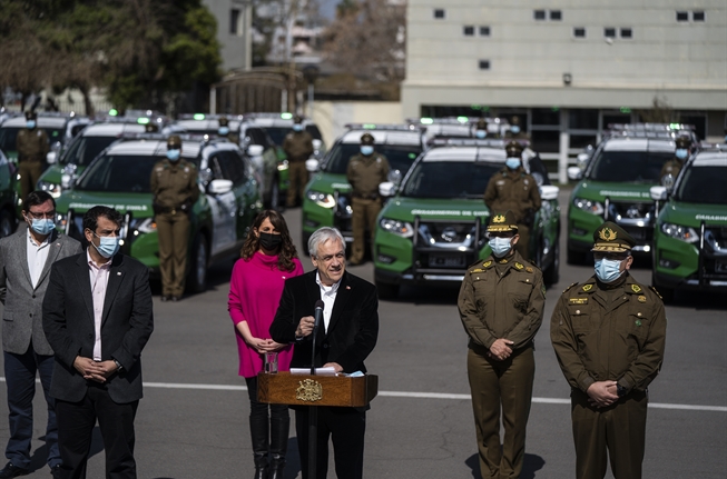 Presidente Piñera anuncia adquisición de más de 600 vehículos para reforzar labor preventiva de Carabineros