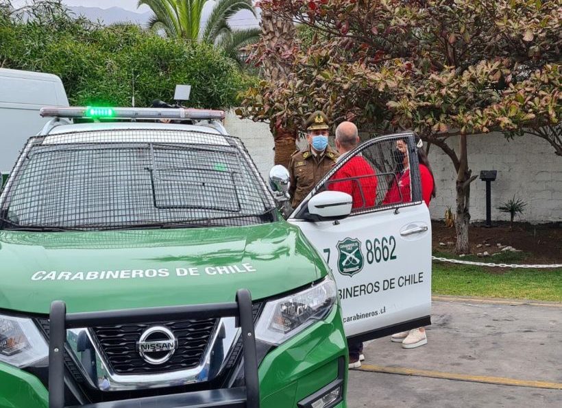 Gobierno entrega tres vehículos para comisarías de Iquique y Alto Hospicio