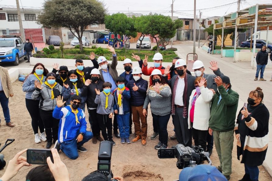 Parten obras de mejoramiento de Plaza Nueva Esperanza en Alto Hospicio