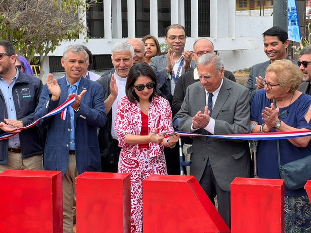 Autoridades inauguran plaza “Sacerdote Gerardo Poblete” ex plaza Brasil en Iquique