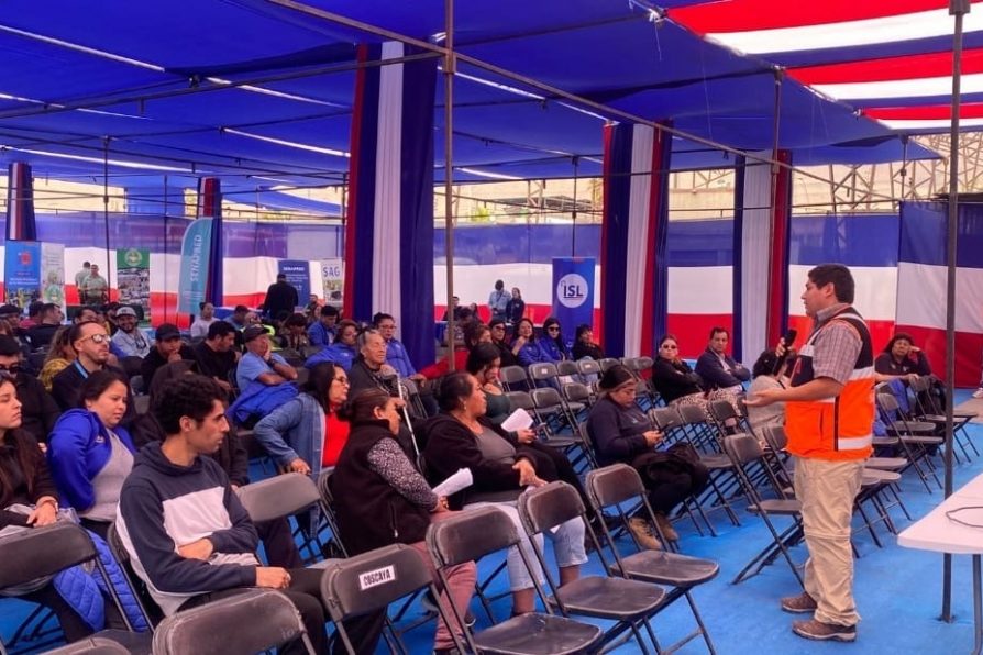 Delegación presidencial realizó talleres preventivos a fonderos en Iquique y Alto Hospicio