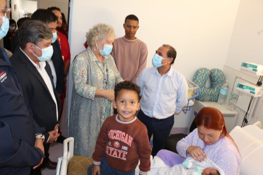 Avance quirúrgico seguro y planificado: primeras cesáreas en hospital de Alto Hospicio