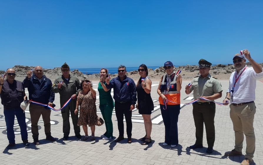 Delegado presidencial en inauguración de punto de posada de helicópteros en caleta San Marcos