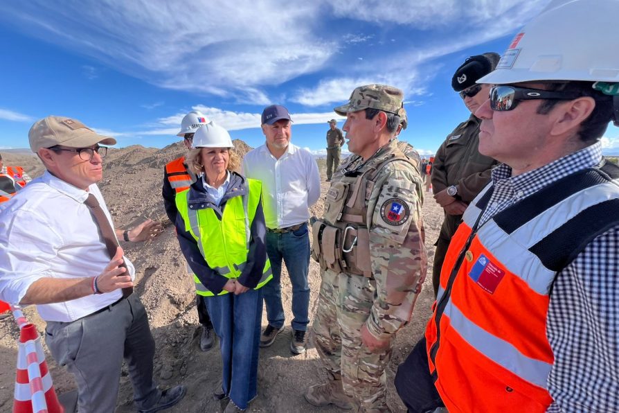 Ministro Arrau supervisa construcción de nueva infraestructura para la seguridad y la soberanía nacional en la frontera con Bolivia