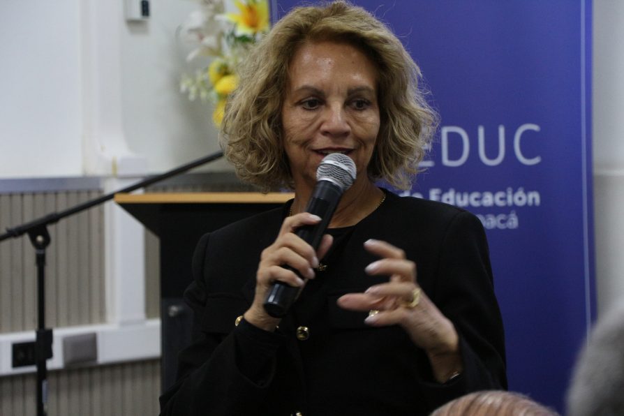 Autoridades y Red de Establecimientos Educacionales de Alto Hospicio abordan temáticas de convivencia y seguridad escolar