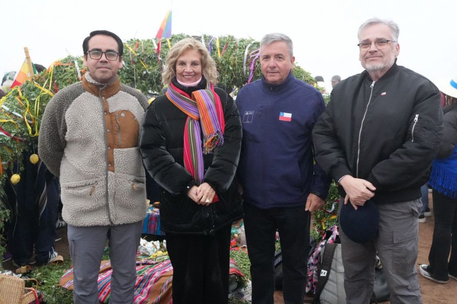 DELEGADA PRESIDENCIAL Y SEREMIS RECIBEN EL “RETORNO AL SOL” EN CEREMONIA DE INICIO DEL CICLO EN ALTO HOSPICIO