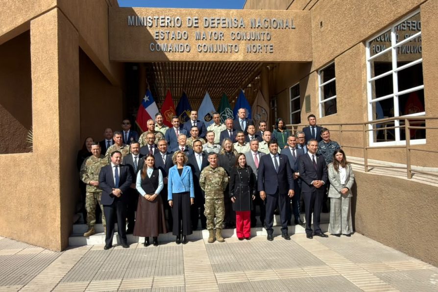 DELEGADA PRESIDENCIAL DE TARAPACÁ LIDERA ARTICULACIÓN ESTRATÉGICA PARA FORTALECER LA SEGURIDAD EN EL NORTE DEL PAÍS