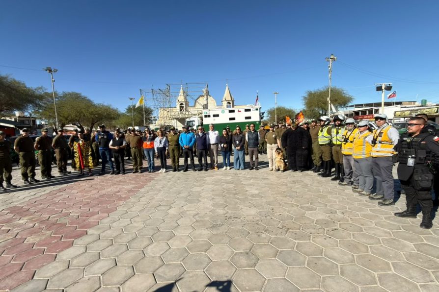 DELEGADA PRESIDENCIAL DE TARAPACÁ LIDERA DESPLIEGUE DE SEGURIDAD Y COORDINACIÓN EN VÍSPERAS DE LA FIESTA DE LA TIRANA