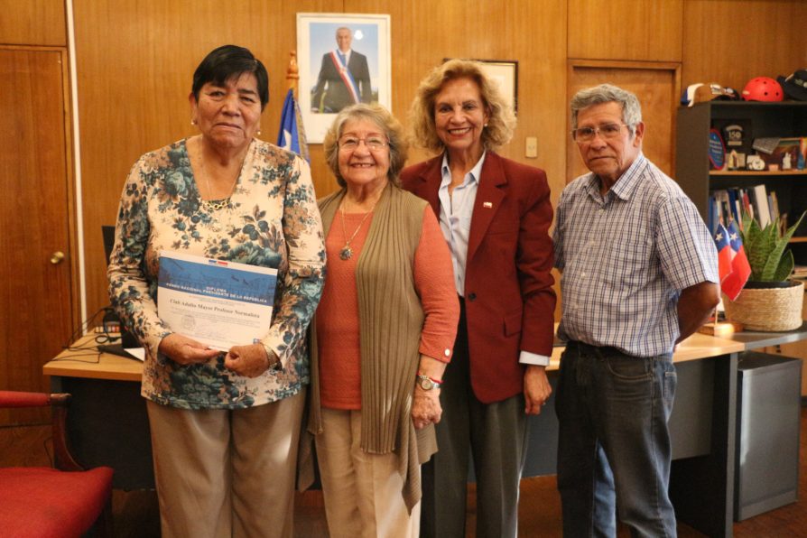 DELEGADA PRESIDENCIAL ENCABEZA ENTREGA DE RECURSOS DEL FONDO NACIONAL PRESIDENTE DE LA REPÚBLICA A TRES ORGANIZACIONES SOCIALES DE TARAPACÁ