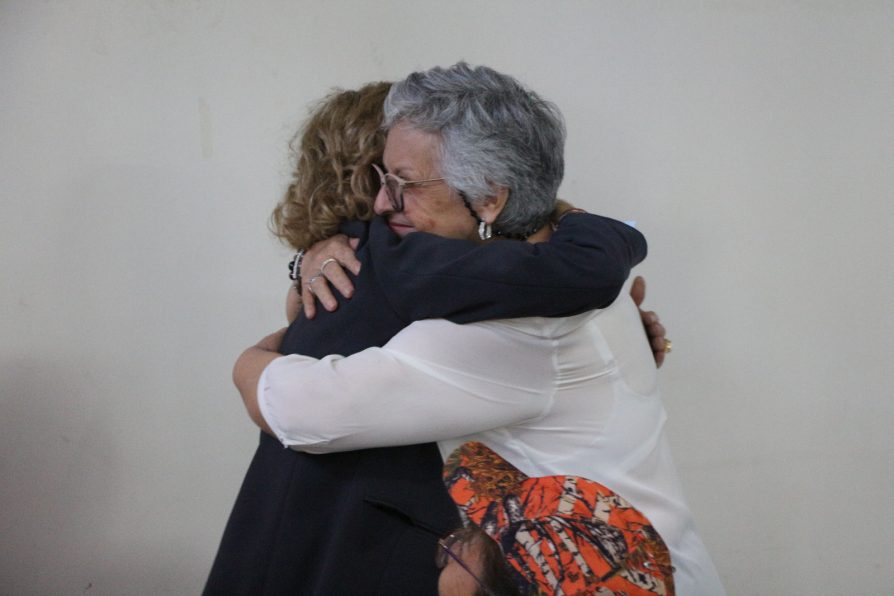 DELEGADA ADRIANA TAPIA COMPARTE CON CLUB DE ADULTO MAYOR “MI PRIMAVERA” Y ORIENTA SOBRE EL BONO DE RECUPERACIÓN DE ENSERES